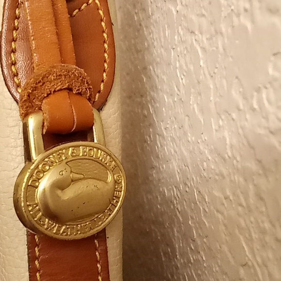 DOONEY BOURKE ALL WEATHER LEATHER Party  Office One Size Cream-Brown Colors B33 - Picture 8 of 16